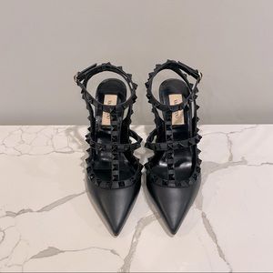 Valentino Black Rockstud Leather Pumps Size 36